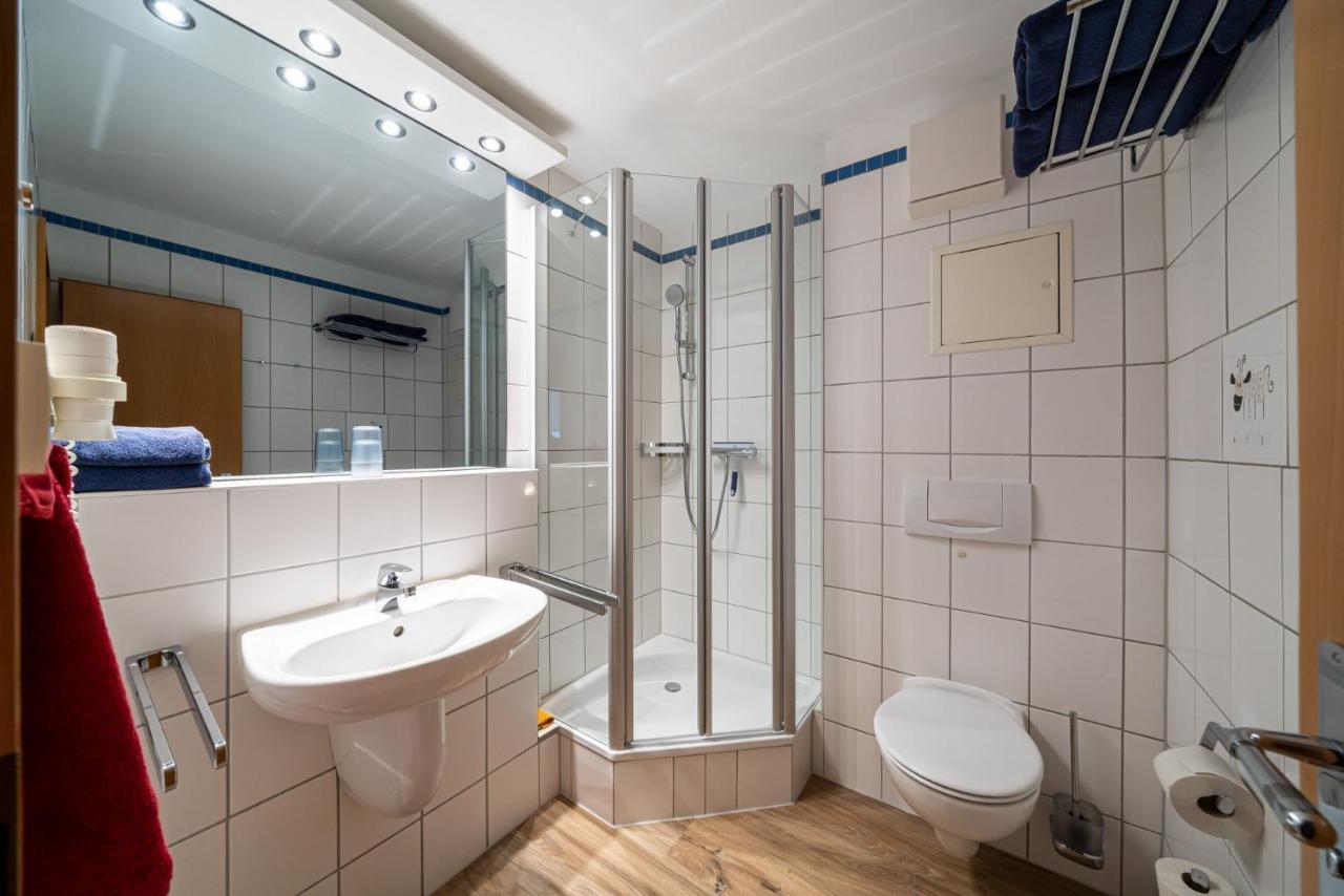 Haus Sonnenschein Goehren Apartment ภายนอก รูปภาพ