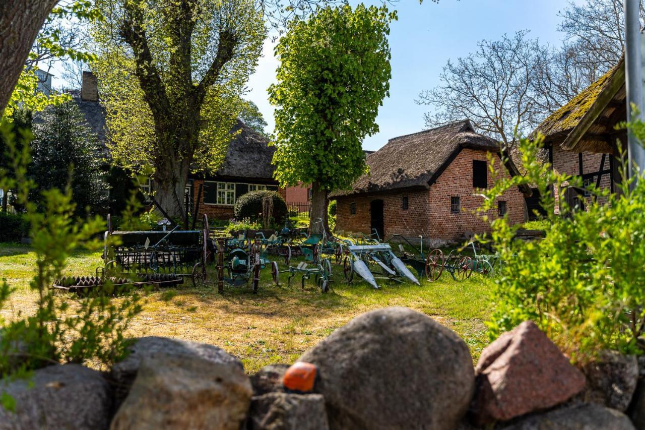 Haus Sonnenschein Goehren Apartment ภายนอก รูปภาพ